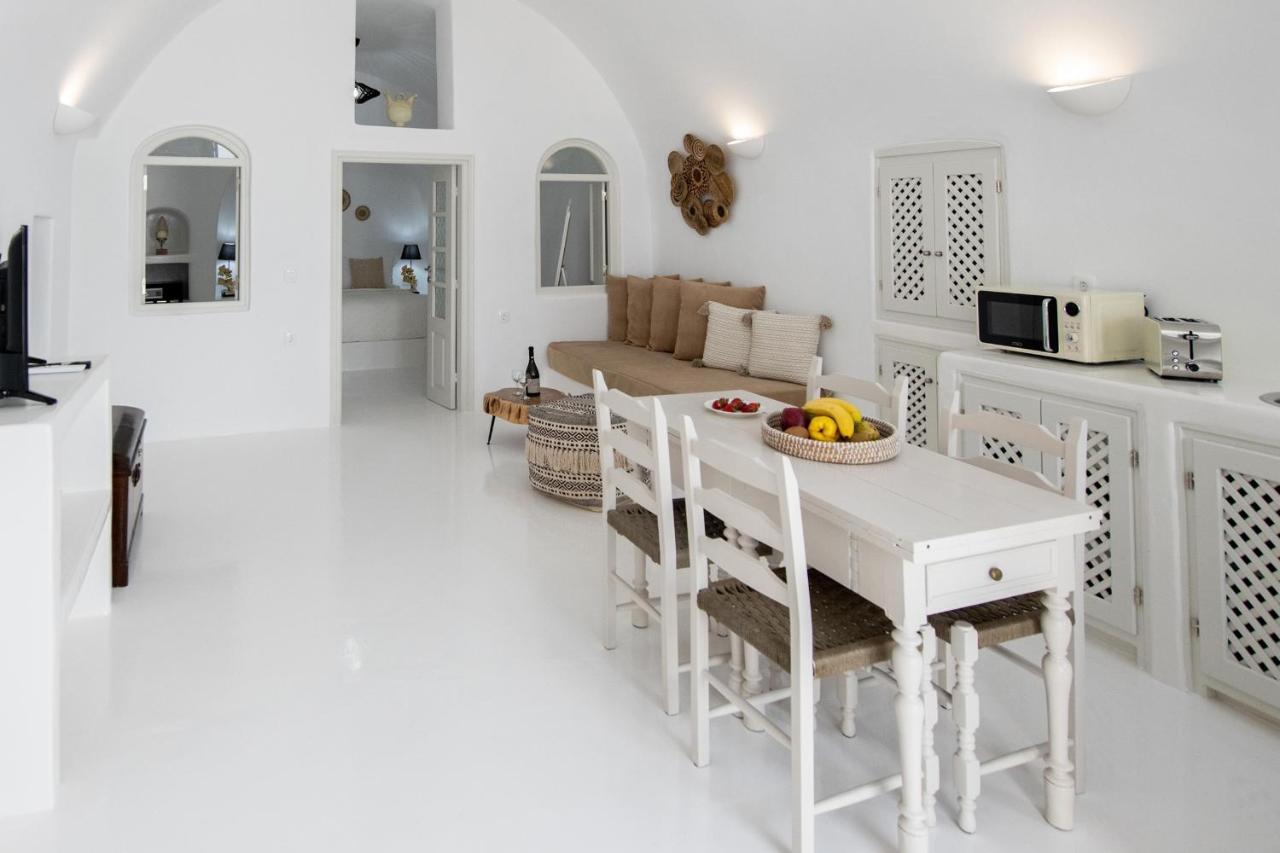 Ambi Santorini * Ia